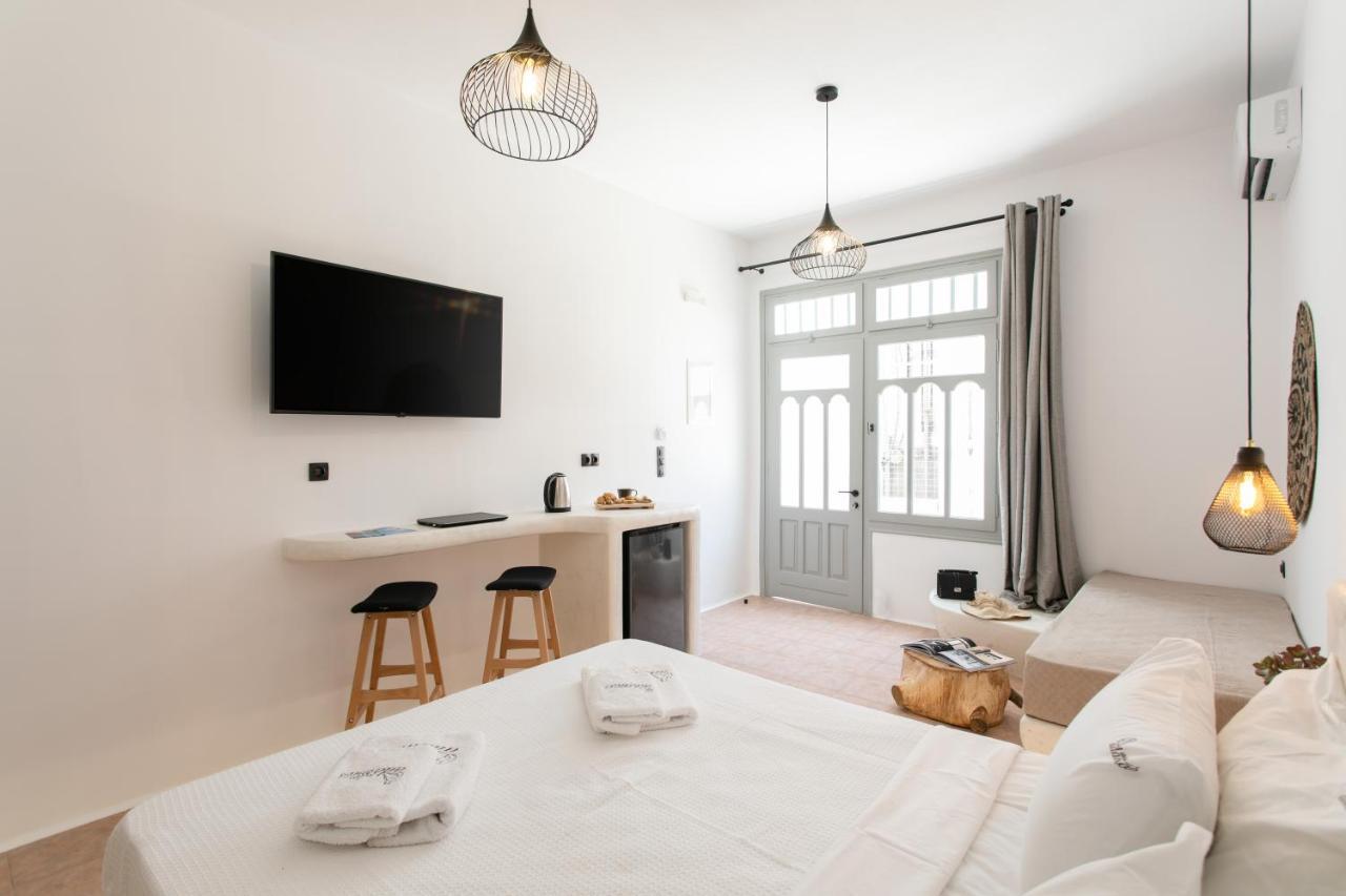 Adama'S Suites Naxos City Bagian luar foto