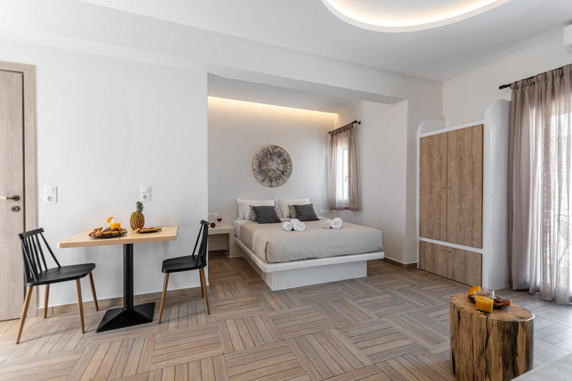 Adama'S Suites Naxos City Ruang foto